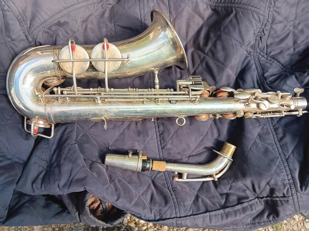 Vintage Mönnig Saxofoon . Verzilverd . Compleet met koffer, Ophalen of Verzenden, Alt, Met koffer