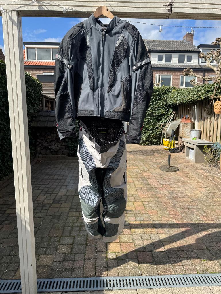 2-delig (doorwaai) Motorpak Magna, Motoren, Kleding | Motorkleding, Ophalen, Heren, Combipak, Tweedehands