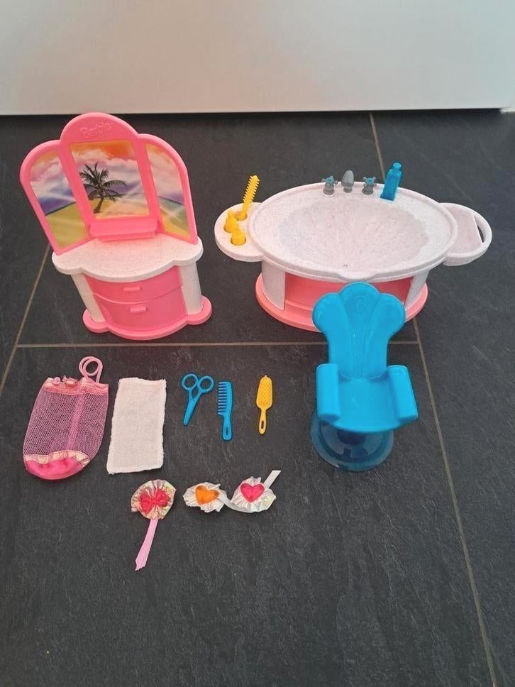 Hula hair shampoo 'n style barbie kapsalon, Ophalen of Verzenden, Zo goed als nieuw