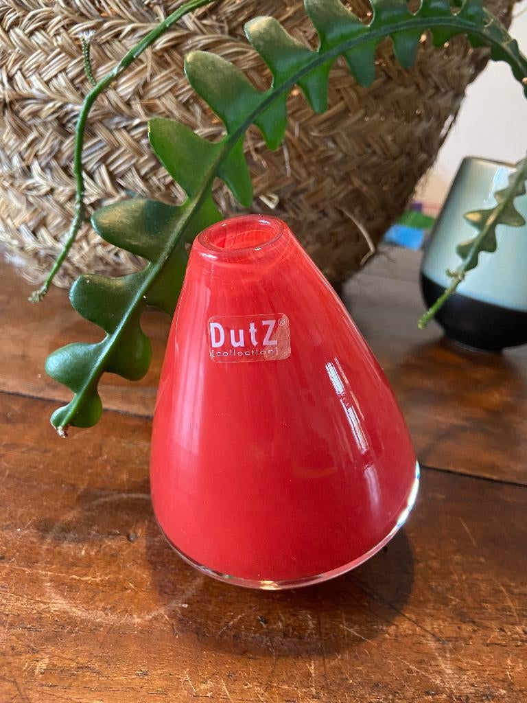 Apart rood DUTZ tumbling vase / tuimelvaasje  Nieuw !!, Nieuw, Ophalen of Verzenden, Glas, Minder dan 50 cm