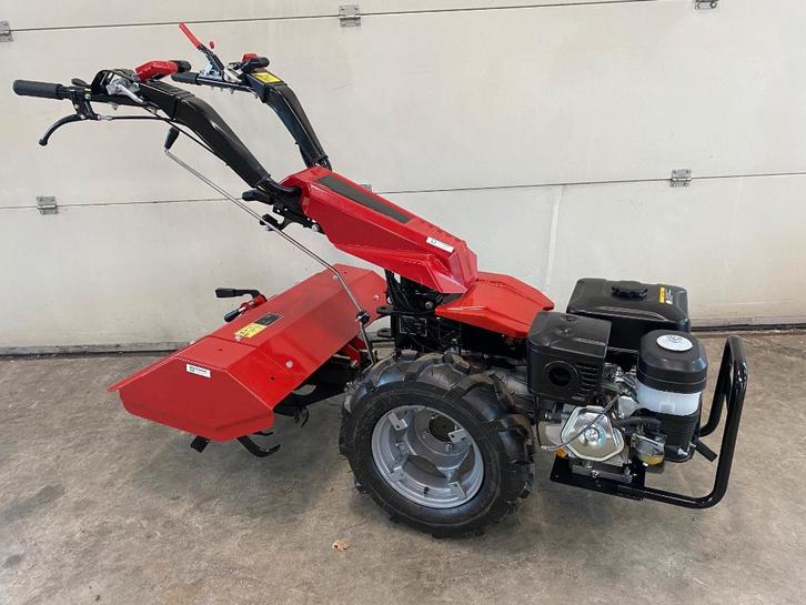 DUNSCH 420MF FREES 11.5 PK DUNSCH BENZINEMOTOR FERRARI NIEUW, Tuin en Terras, Hand-tuingereedschap, Nieuw, Ophalen