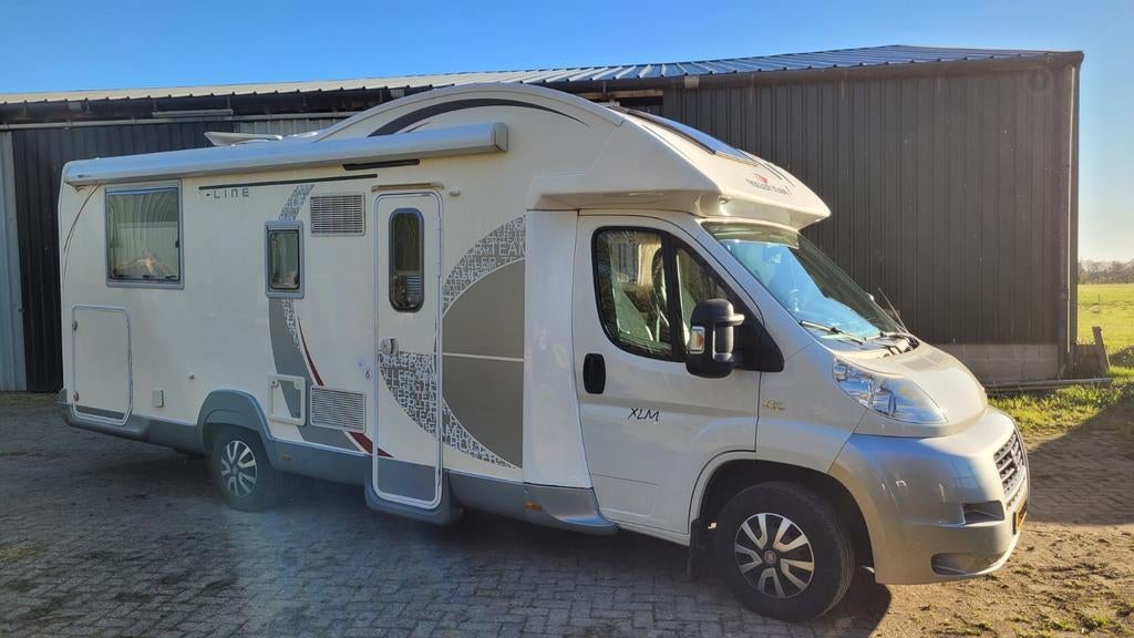 Roller Team T- Line XLM camper met queensbed, Caravans en Kamperen, Campers, Overige merken, Koelkast, 7 tot 8 meter, Particulier