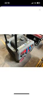 Briggs and Stratton Q6500 invertergenerator, Ophalen, Gebruikt, Benzine, Geluidgedempt