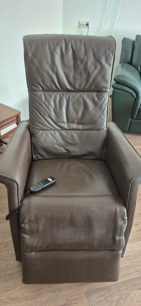 Comfortabele relaxfauteuil met sta-op functie, Ophalen, Gebruikt, Modern comfort, 75 tot 100 cm