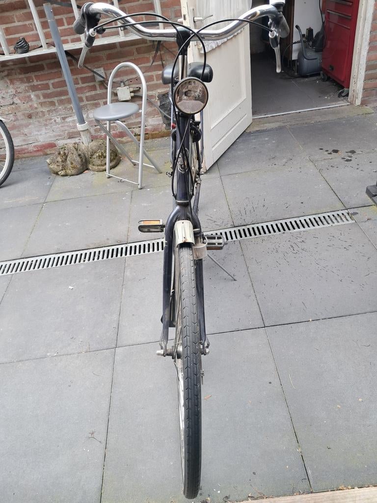 Dames fiets, Ophalen