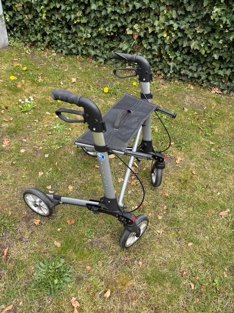 Opvouwbare rollator Vermeiren, Ophalen, Gebruikt