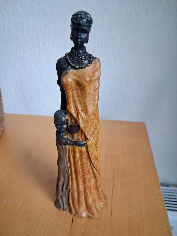 Afrikaanse Moeder met Kind Beeldje - Handgemaakt, Antiek en Kunst, Kunst | Beelden en Houtsnijwerken, Beeld, Overige materialen