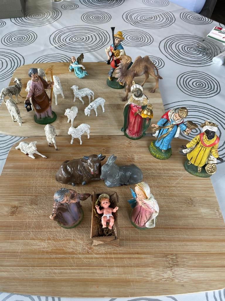 Kerststal-figuren 21-delig uit Italie, Diversen, Kerst, Ophalen of Verzenden, Gebruikt