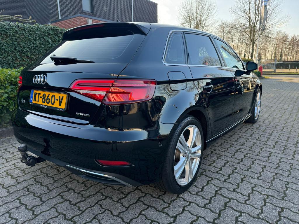 Audi A3 Sportback 1.4 e-tron s line virtual cockpit, trekhaa, Gebruikt, 4 cilinders, Leder en Stof, Zwart