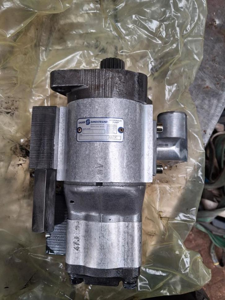 Olie pomp Valmet, Auto-onderdelen, Motor en Toebehoren, Ophalen of Verzenden