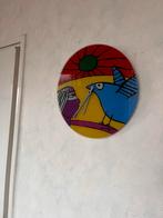 Kleurrijke Wandklok met Vogel Design Corneille, Ophalen of Verzenden, Gebruikt, Analoog, Wandklok