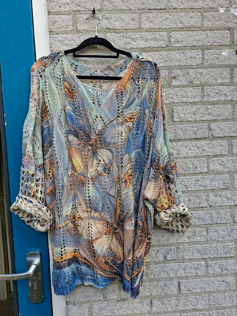 Heel leuk SOEPELVALLEND TRUITJE, NIEUW, mt 40-48, Kleding | Dames, Truien en Vesten, Ophalen of Verzenden, Nieuw, Maat 38/40 (M)