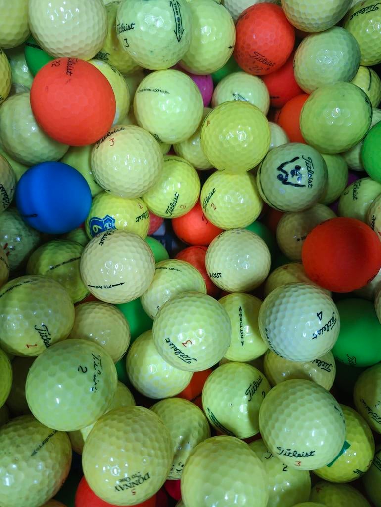 Gele trufeel golfballen AAAA kwaliteit 50 stuks ultra deal, Ophalen of Verzenden, Zo goed als nieuw, Bal(len)
