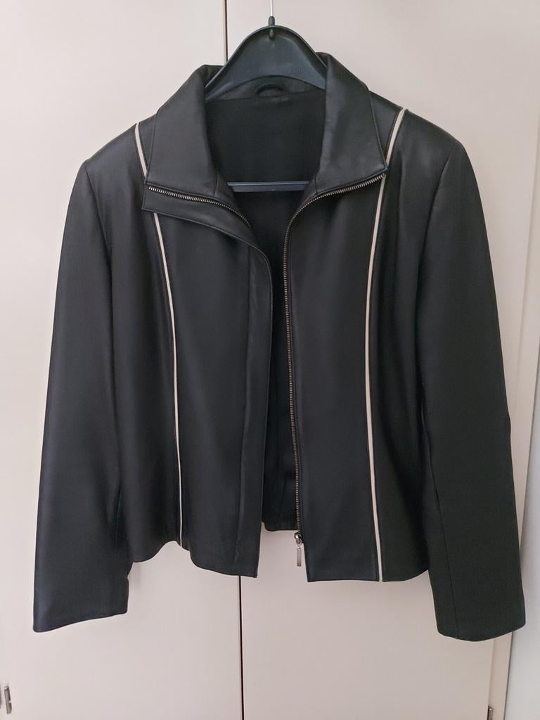 Prachtig kort zwart lams leren jasje (geheel gevoerd) mt 40, Maat 38/40 (M), O.C.F. by Commandments, Zwart, Ophalen of Verzenden