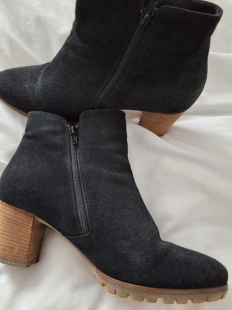 Laarzen, Kleding | Dames, Schoenen, Zwart, Lage of Enkellaarzen, Ophalen of Verzenden, Zo goed als nieuw