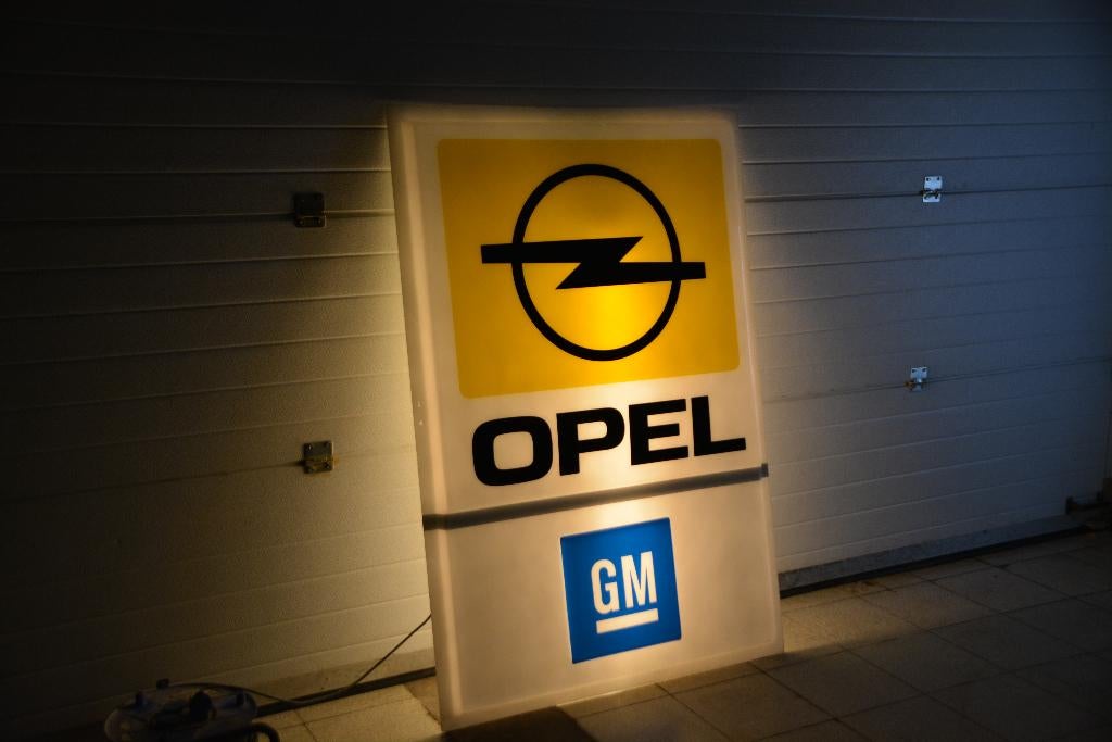 Opel dealer lichtreclame lichtbak nieuwstaat zeldzaam!, Ophalen of Verzenden, Zo goed als nieuw, Lichtbak of (neon) lamp