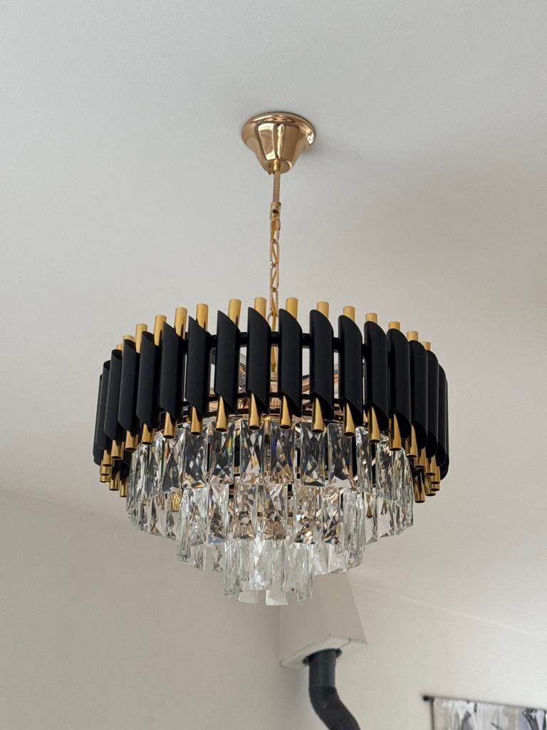 Zwarte en gouden kroonluchter met kristallen, Ophalen, Zo goed als nieuw, Metaal