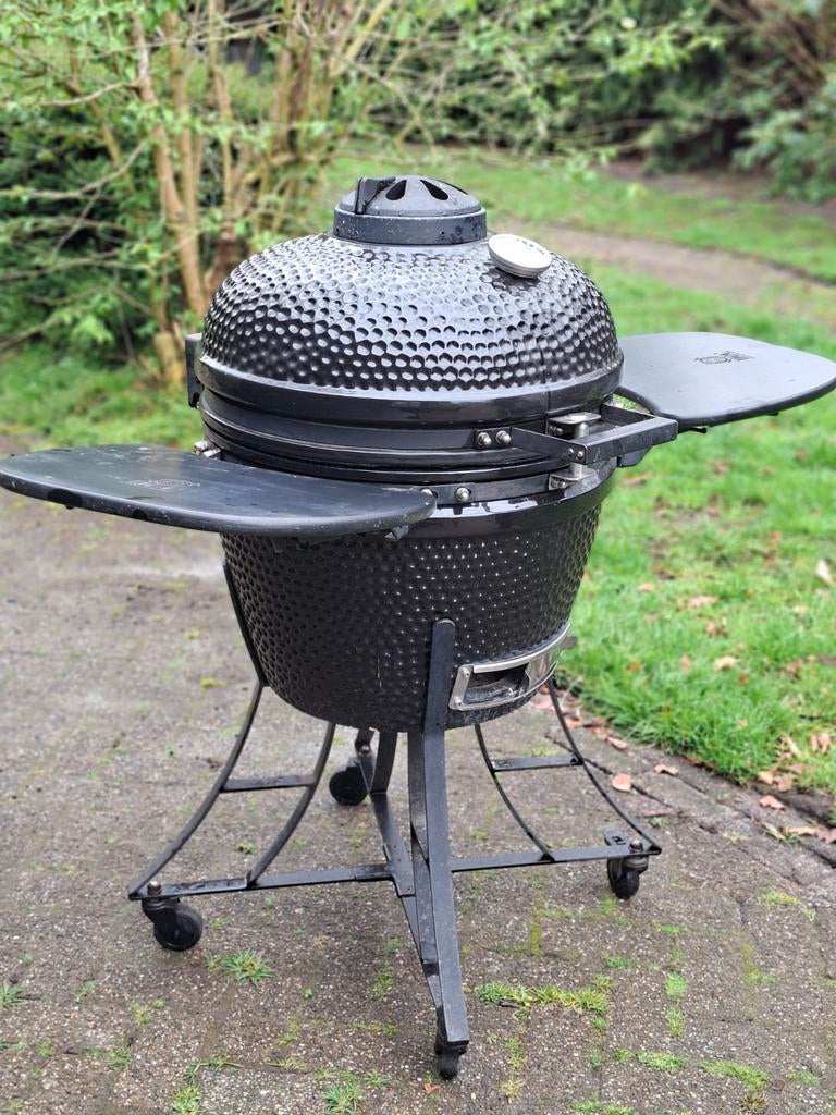 Barbecue Ei - Dutch Outdoor Cooking Kamado, Tuin en Terras, Houtskoolbarbecues, Ophalen of Verzenden, Gebruikt, Dutch Outdoor Cooking