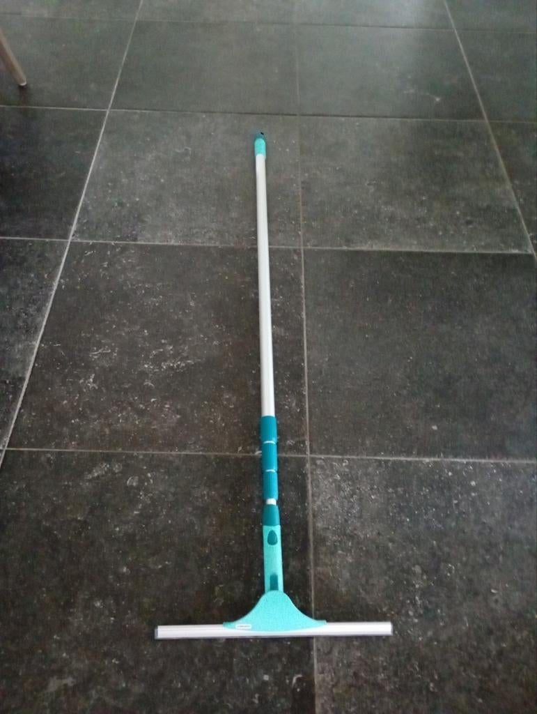 Leifheit telescoopsteel met raamwisser / trekker, Ophalen