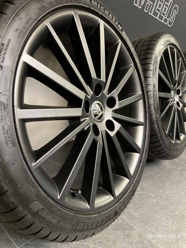 18” originele Skoda Octavia MK3 5E velgen + banden 5x112 5E0, Auto-onderdelen, Banden en Velgen, 18 inch, Gebruikt, -, -