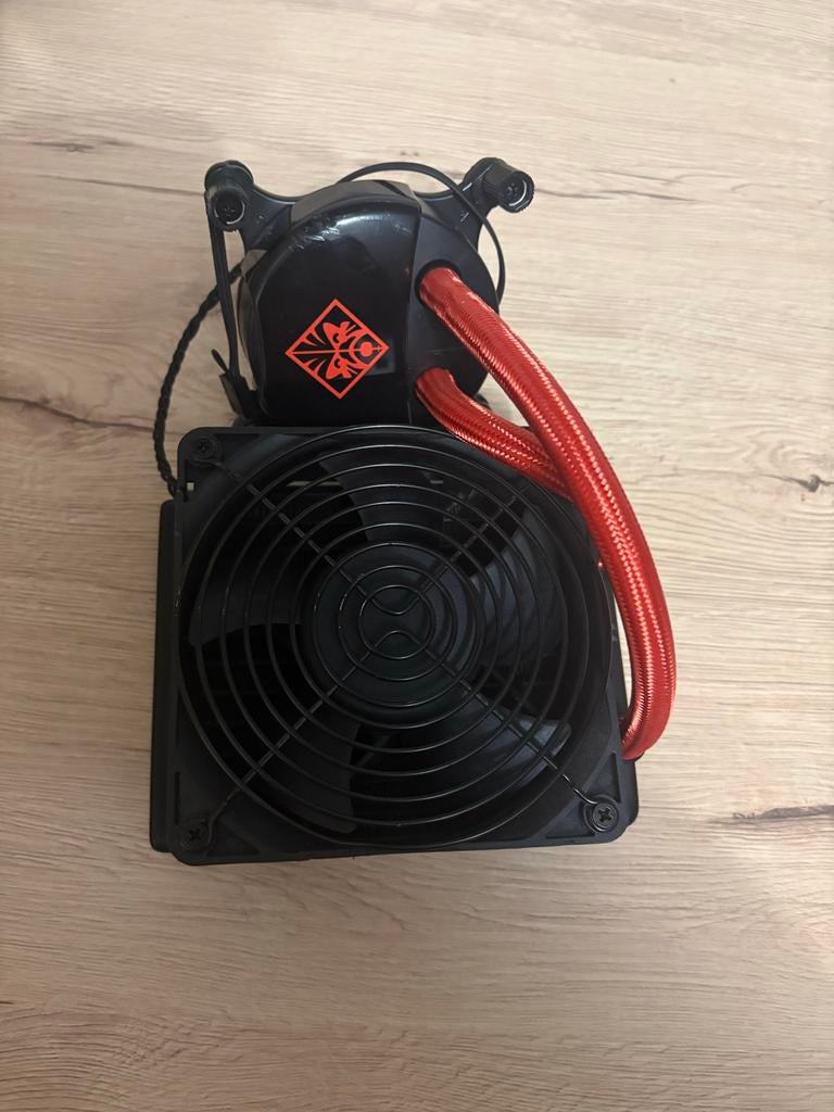 OMEN by HP Liquid Cooler Waterkoeling CPU, Computers en Software, Computerkoelers, Ophalen of Verzenden, Gebruikt, Waterkoeling