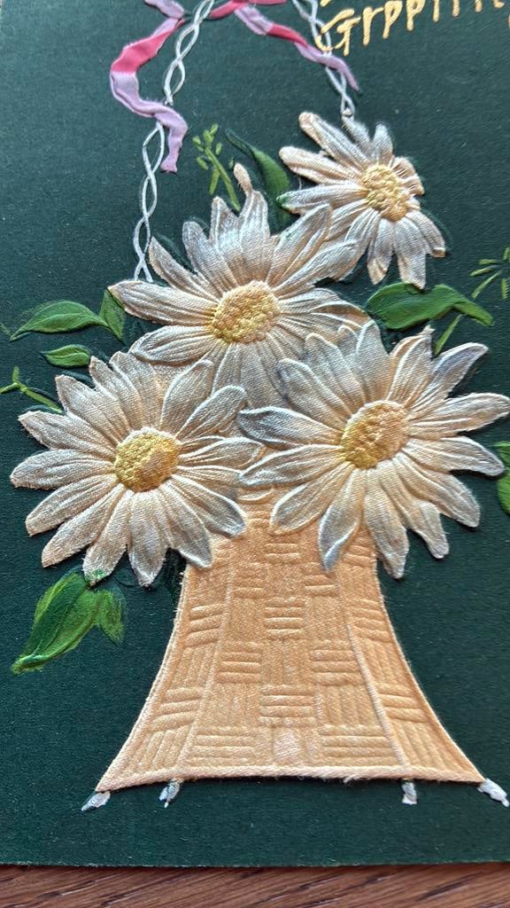 Paasgroeten. Mooie reliefkaart. Mand met bloemen, Ophalen of Verzenden, Voor 1920, Ongelopen, Overige thema's