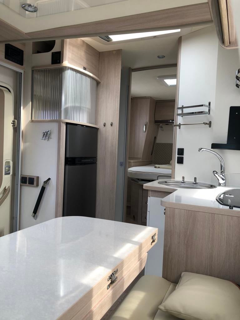 Caravans And Camping Nieuwstaat