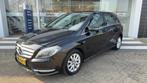 Mercedes-Benz B-Klasse 180 Ambition (bj 2012), Euro 5, Gebruikt, 4 cilinders, Leder en Stof