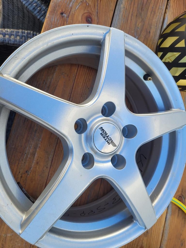 16 inch  licht metalen velgen  kia  5 x114.3, Ophalen, Gebruikt, Velg(en), 16 inch
