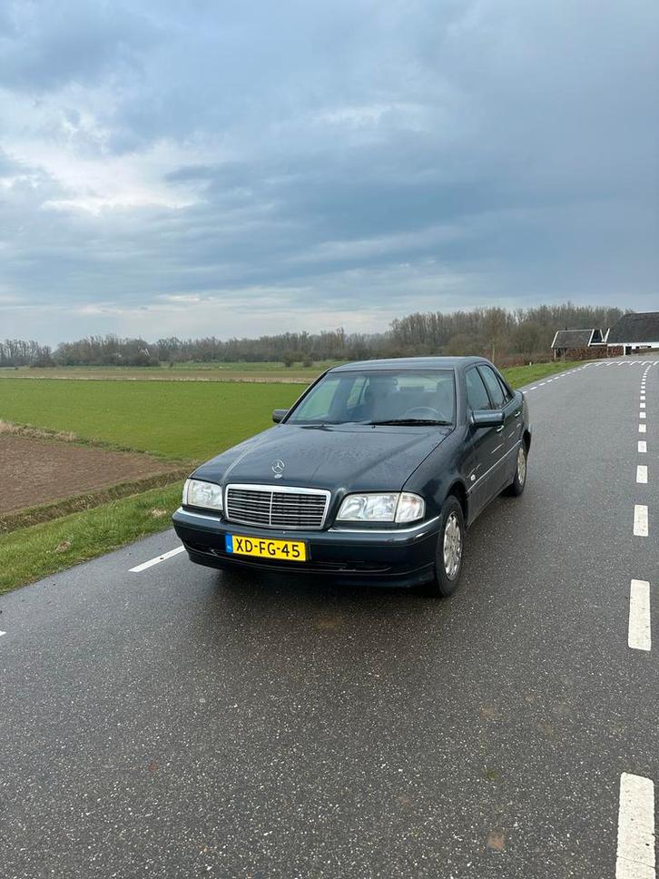 Mercedes-Benz C-Klasse 1.8 C180 Sedan Esprit AUT 1998 Zwart, Auto's, Mercedes-Benz, Bedrijf, C-Klasse, Benzine, Sedan, Automaat