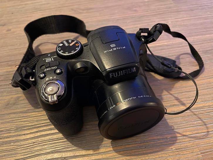 Fujifilm Finepix S1800 - Defect (gaat niet aan), Audio, Tv en Foto, Fotocamera's Digitaal, Niet werkend, Compact, Fuji, 8 keer of meer