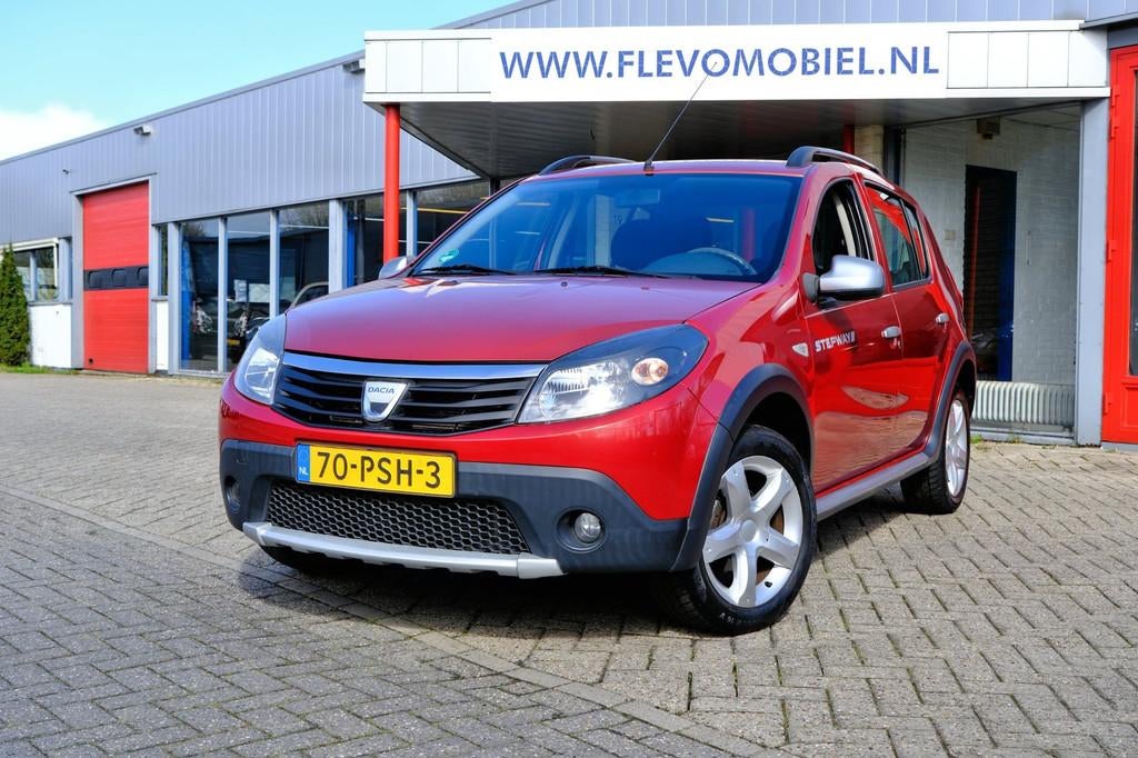Dacia Sandero 1.6 Stepway 5-drs Airco|Trekhaak, Auto's, Dacia, Voorwielaandrijving, 4 cilinders, Bedrijf, Handgeschakeld