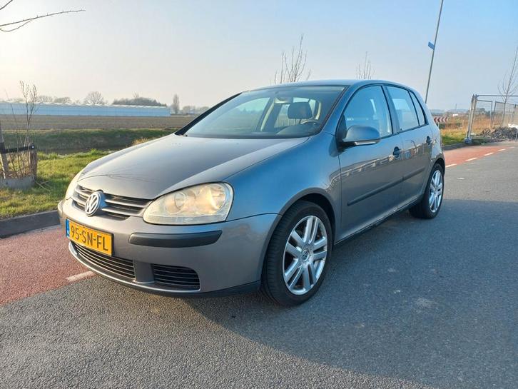 Volkswagen Golf 1.6 AIRCO 5-deurs 2006 TEKST LEZEN!!, Auto's, Volkswagen, Bedrijf, Golf, ABS, Airbags, Airconditioning, Centrale vergrendeling
