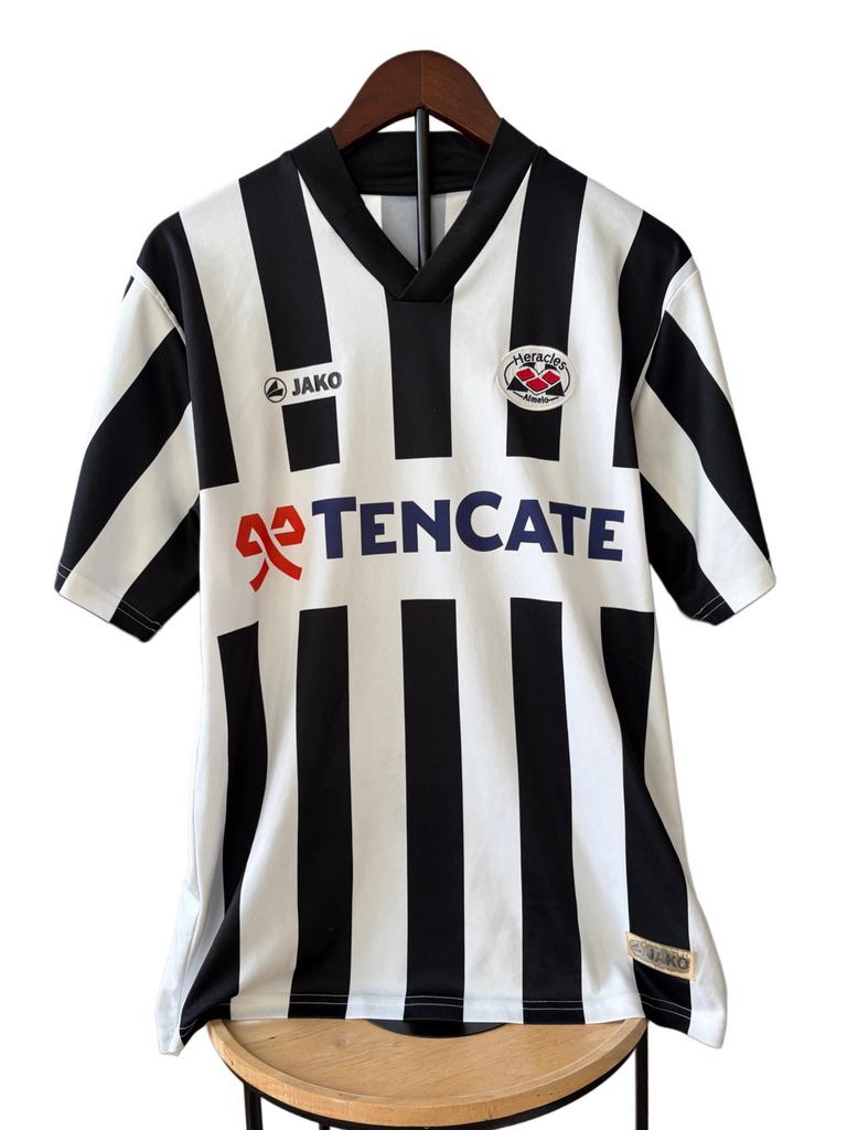Heracles Almelo Voetbalshirt Thuis 2009/2010 - Maat M - Jako, Jako, Shirt, Ophalen of Verzenden, Zo goed als nieuw