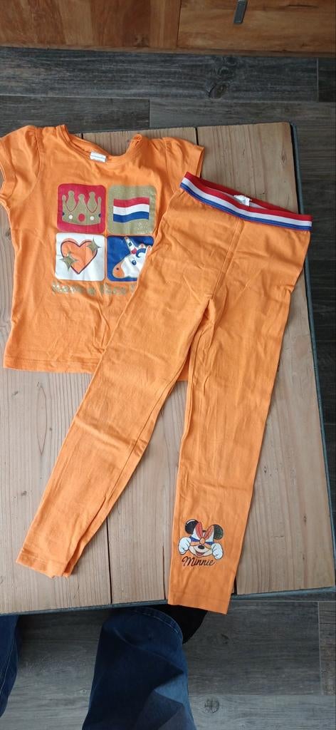 Oranje Koningsdag setje kinderkleding maat 116/122, Gebruikt, Meisje, Ophalen of Verzenden, Setje