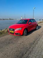 Audi A1, metalen sportvelgen, distributieriem al vervangen, Auto's, Audi, Voorwielaandrijving, Stof, Zwart, 4 cilinders