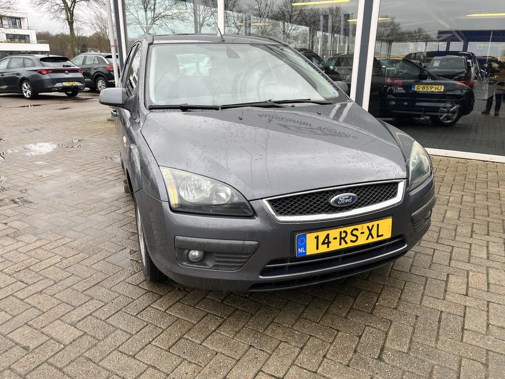 Ford FOCUS Wagon 1.6-16V Futura Airco / Cruise / Lmv, Auto's, 1596 cc, Gebruikt, 4 cilinders, 635 kg