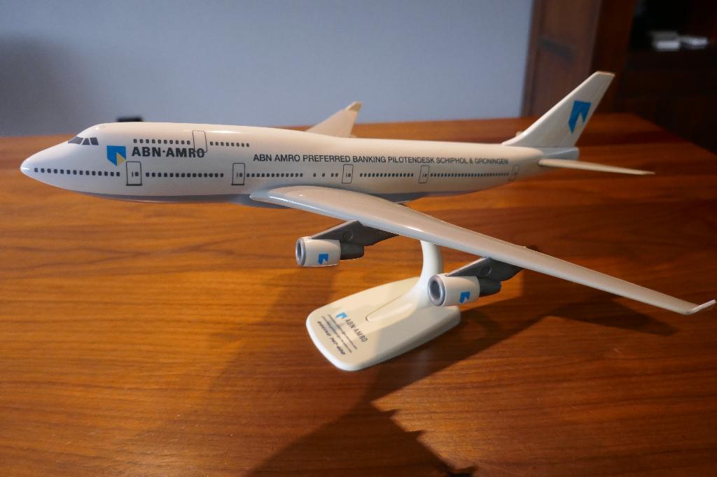 Boeing 747 huisstijl ABN-AMRO verzamelobject schaalmodel, Ophalen of Verzenden, Zo goed als nieuw, Schaalmodel