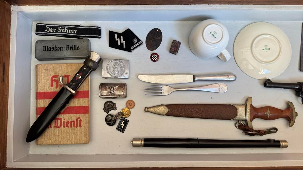 WOII Militaria Verzameling - Dolken, Helmen, Boeken & Meer, Verzamelen, Militaria | Algemeen, Ophalen of Verzenden, Overige soorten