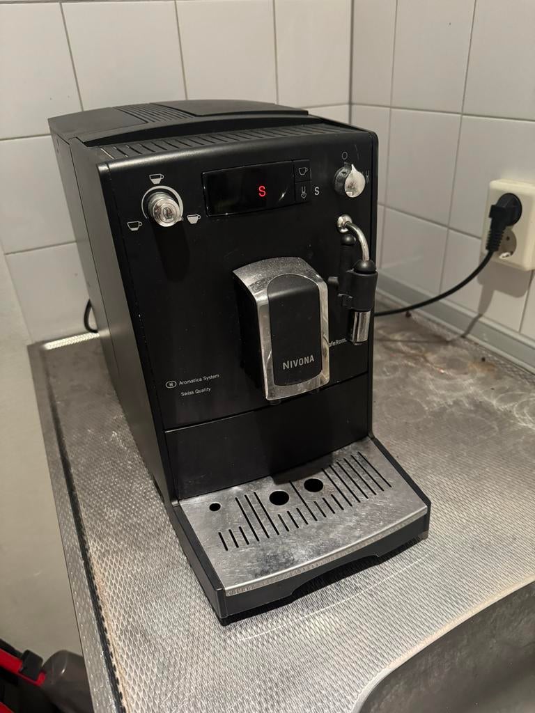 Nivona CafeRomatica koffiemachine, Witgoed en Apparatuur, Koffiezetapparaten, Afneembaar waterreservoir, Gebruikt, Koffiemachine
