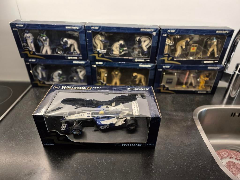 Minichamps Williams F1 Pitcrew & Racecar 1:18 Nieuw, Ophalen of Verzenden, Nieuw, Auto, MiniChamps