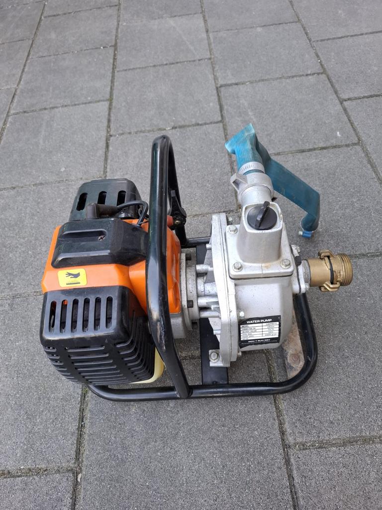 Benzine waterpomp 1.5 PK - Ideaal voor tuin en vijver, Tuin en Terras, Ophalen, Gebruikt, Handmatig, Overige typen
