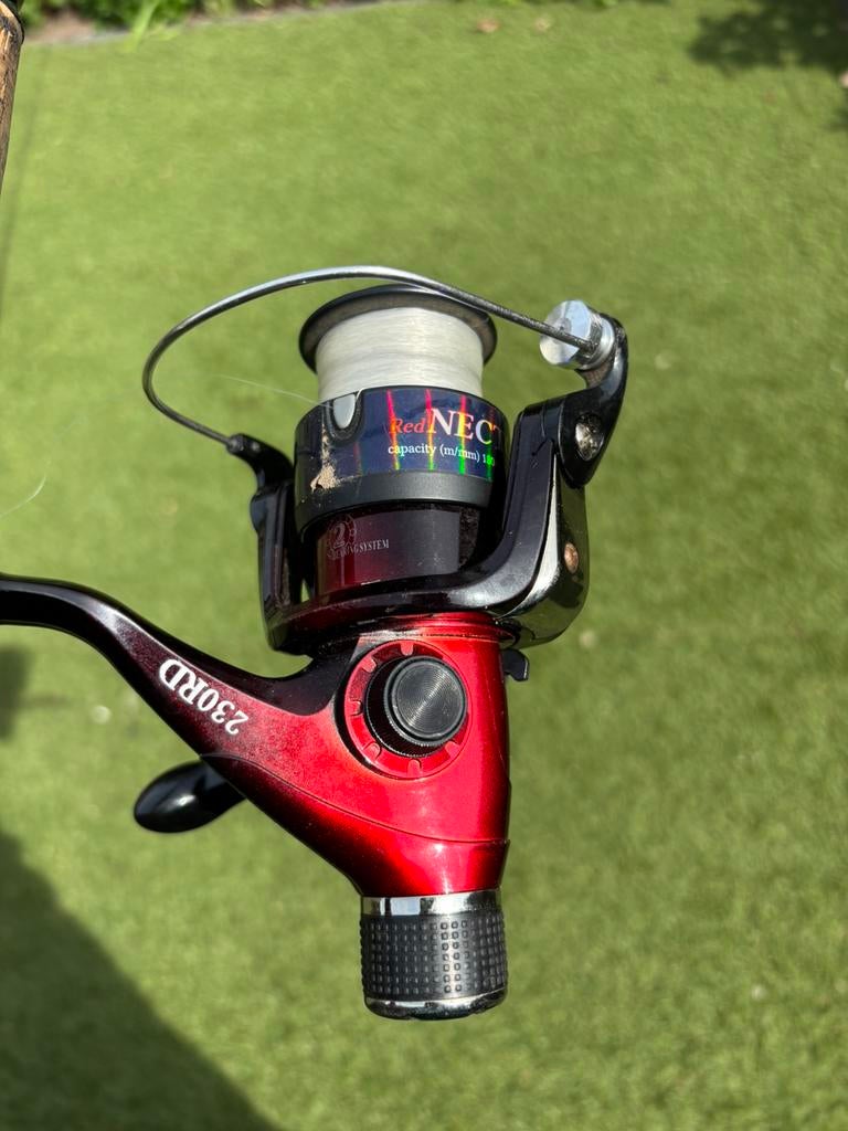 Lichte feeder hengel, Ophalen, Zo goed als nieuw, Werphengel