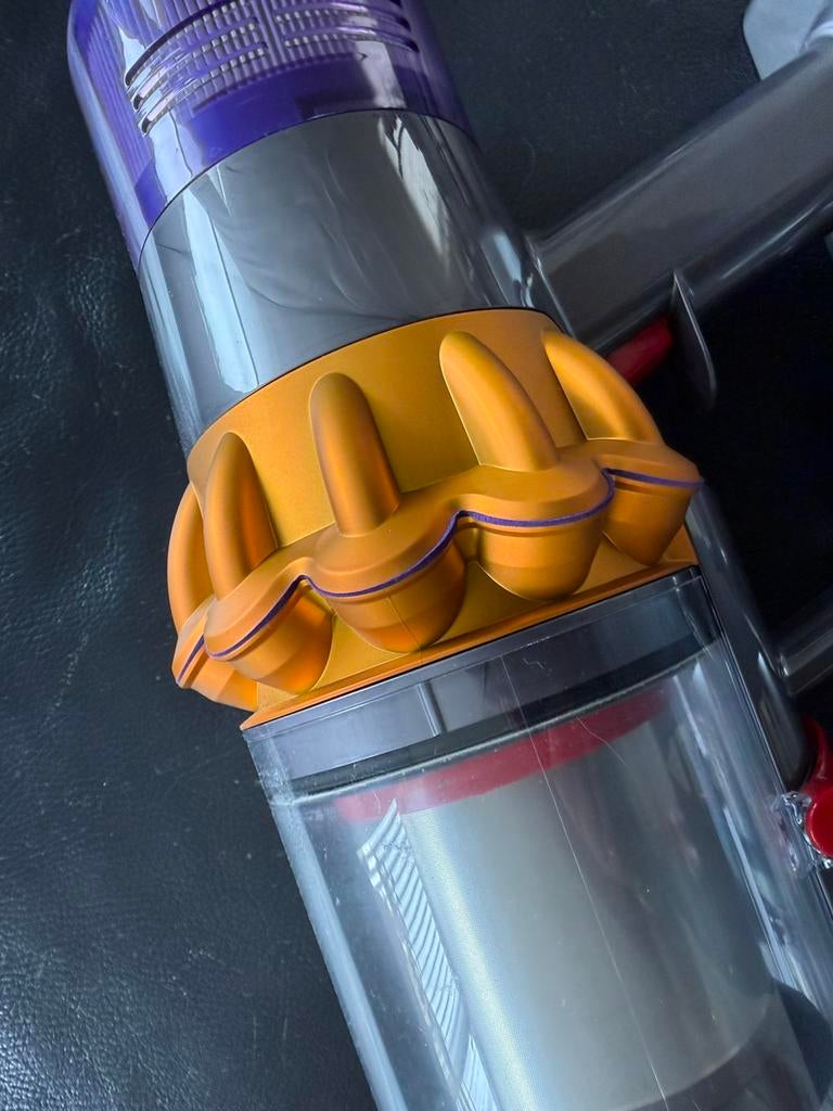 Dyson V15 Detect steelstofzuiger nieuwe motor/body compleet, Ophalen, Zo goed als nieuw, Reservoir, Stofzuiger