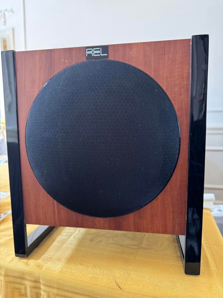 REL T2 Subwoofer walnoot -, Audio, Tv en Foto, Luidsprekers, Overige merken, Gebruikt, Subwoofer, Ophalen of Verzenden