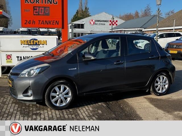 TOYOTA Yaris 1.5 Full Hybrid 100pk 5D Aut Aspiration trekhaa, Auto's, Zwart, 4 cilinders, 49 €/maand, Bedrijf