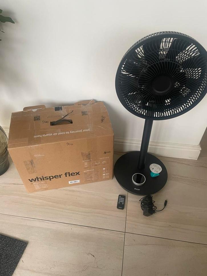 Duux Whisper Flex Staande Ventilator, Witgoed en Apparatuur, Ventilatoren, Zo goed als nieuw, Statiefventilator, Ophalen of Verzenden
