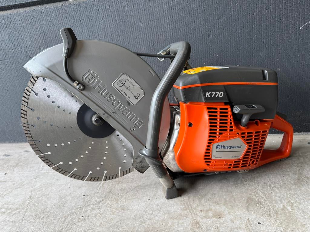 Husqvarna K770 bandenzaag benzine 350MM BJ 2023 TS420, Ophalen of Verzenden, Zo goed als nieuw