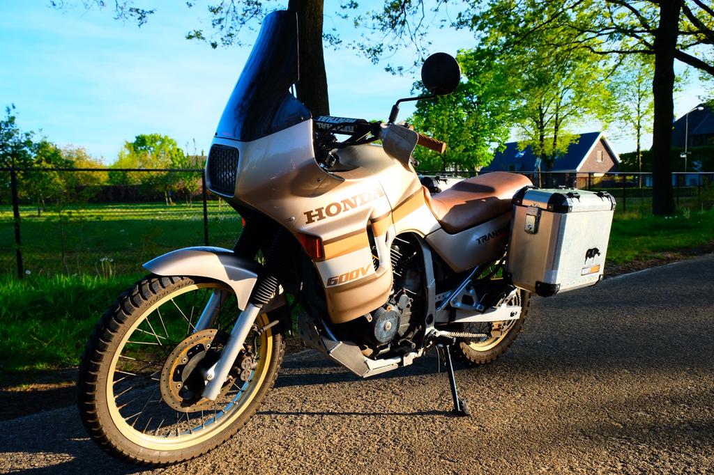 Honda Transalp XL600V 1988, 2 cilinders, Particulier, Meer dan 35 kW, Toermotor