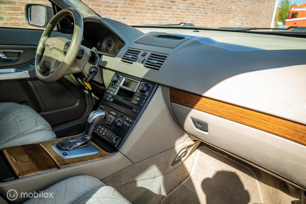 Volvo XC90 2.5 T Elan |Dakje |Leder |Trekhaak |Dist vv, Auto's, Volvo, Gebruikt, 7 stoelen, 2521 cc, Bedrijf